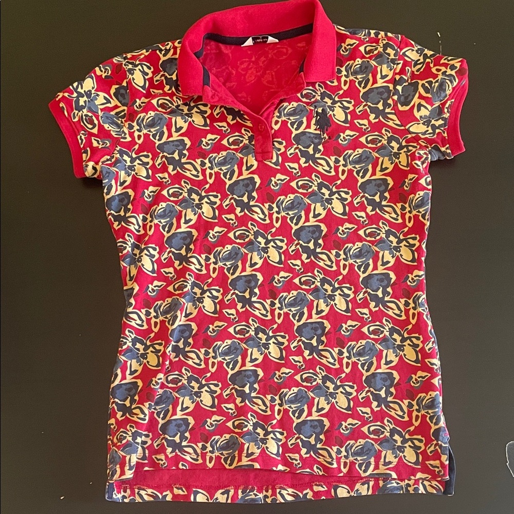 Vibrant Women’s Polo Shirt - Red and Blue Floral Design